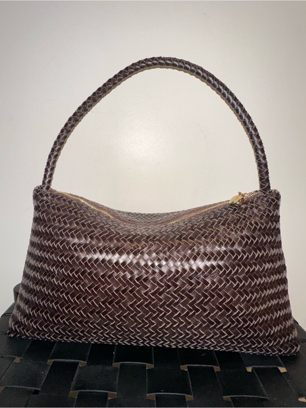 Madewell signature woven zip top shoulder bag - Picture 2 of 8